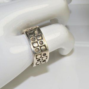 Vintage Designer Ring in Sterling Silver